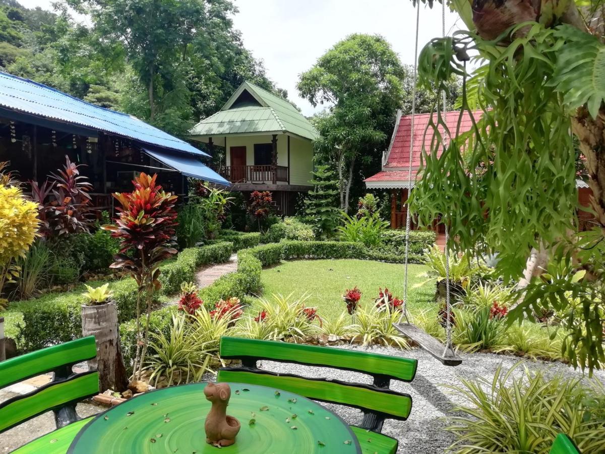Macura Resort Koh Chang Buitenkant foto