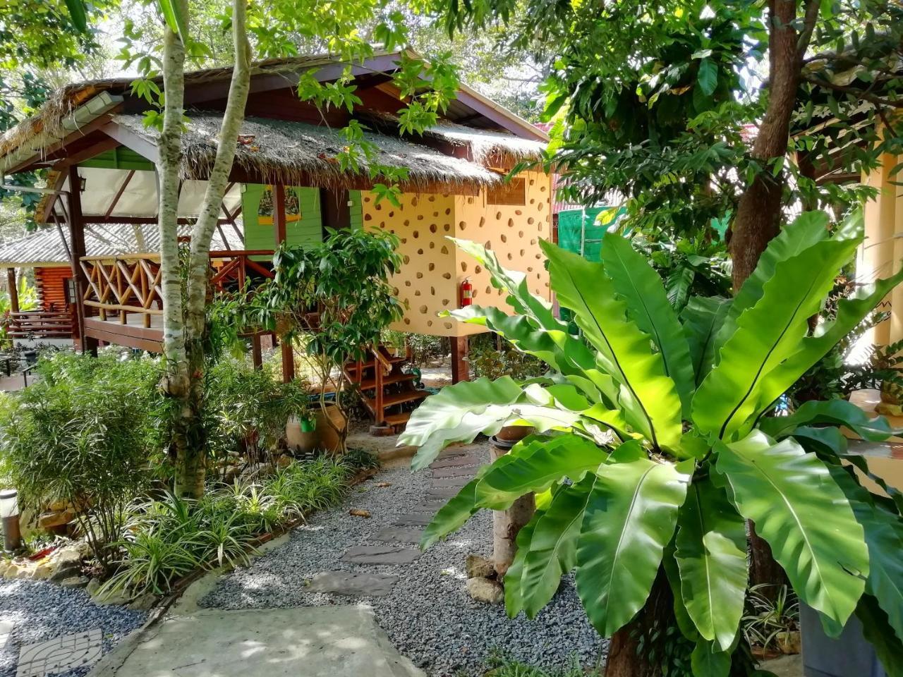 Macura Resort Koh Chang Buitenkant foto